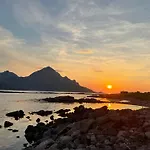 בית נופש Superior With Private Lofoten *