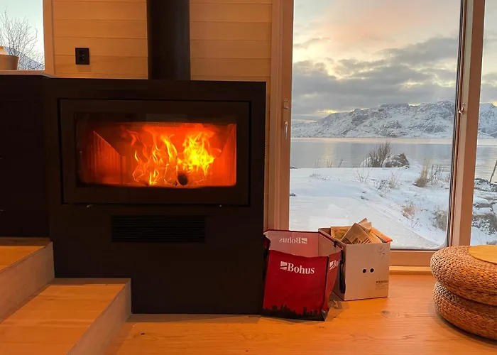 Superior With Private Lofoten *