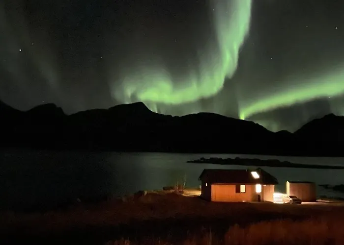 Superior With Private Lofoten Ferienhaus