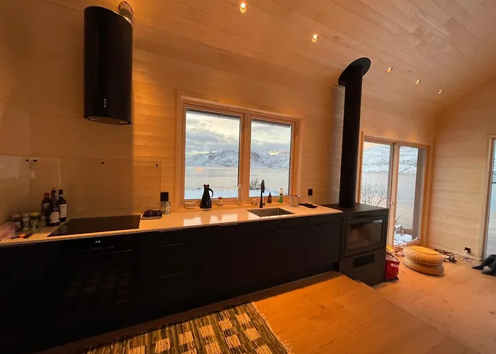 Superior With Private Lofoten